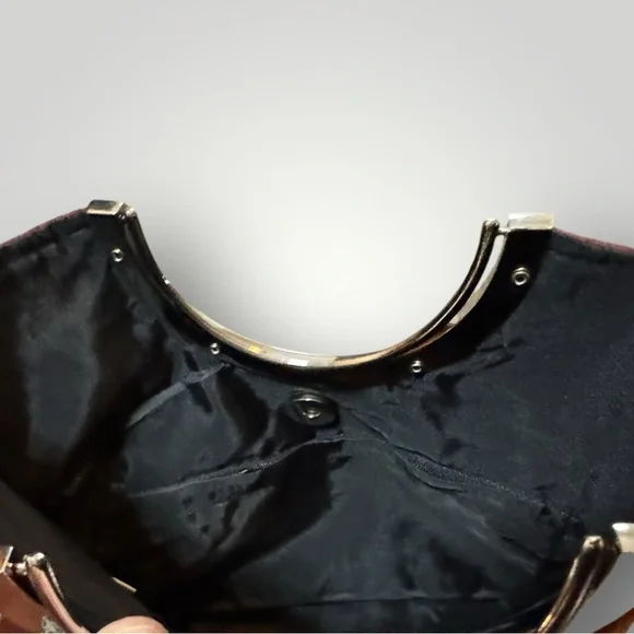 🌟 Handmade Vietnamese Handbag – A Unique Blend of Elegance and Craftsmanship! 🌟 - Picture 6 of 6